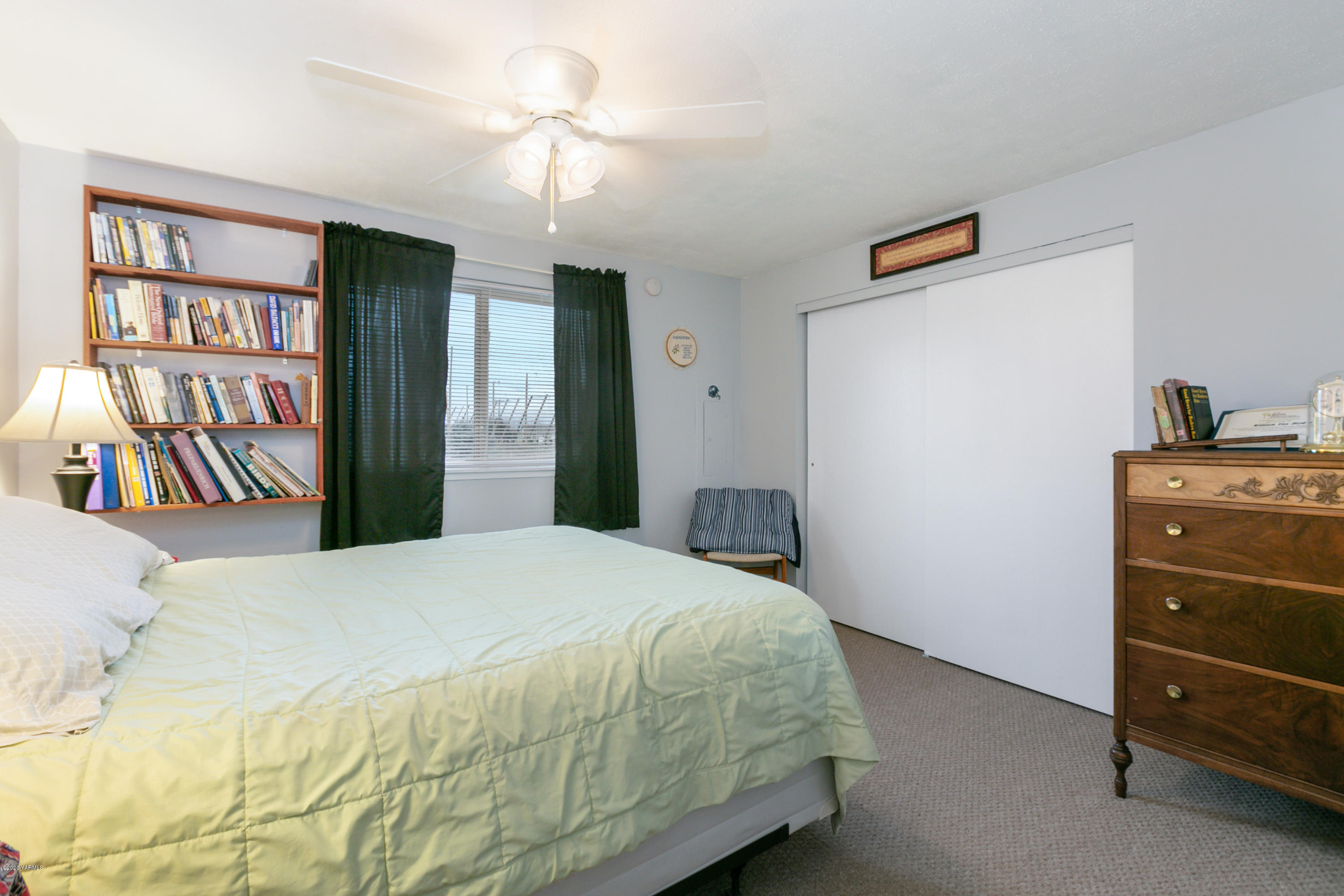 10061 Mieras Road Yakima, WA 98901 - Photo 21 of 23 Bedroom