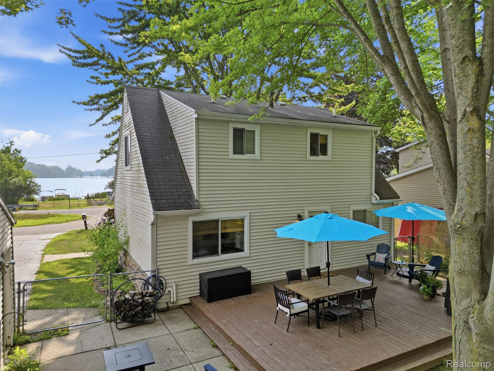 13084 Torrey Road Fenton, MI 48430 - Photo 19 of 28 15-DJI_0939.jpg