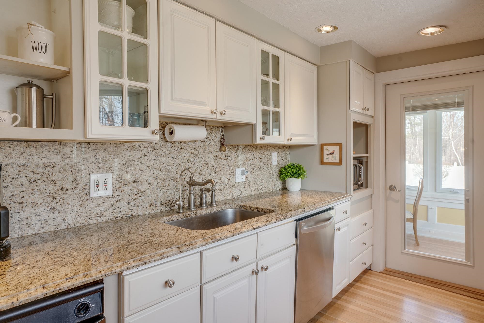 9 Joe English Road New Boston, NH 03070 - Photo 18 of 40