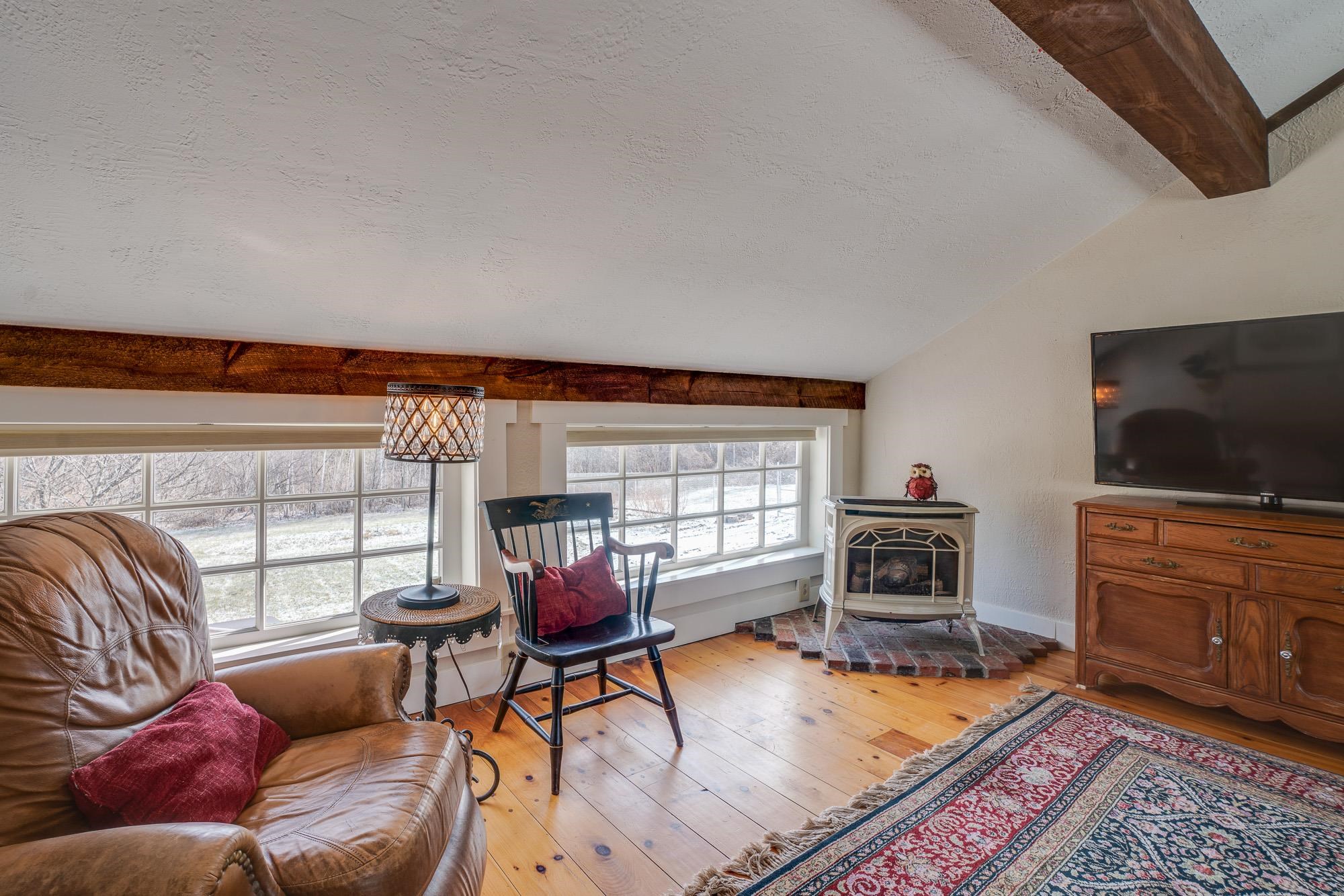 9 Joe English Road New Boston, NH 03070 - Photo 35 of 40