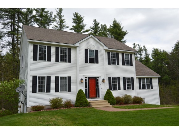 22 Haywood Road Londonderry, NH 03053 - Photo 1 of 1