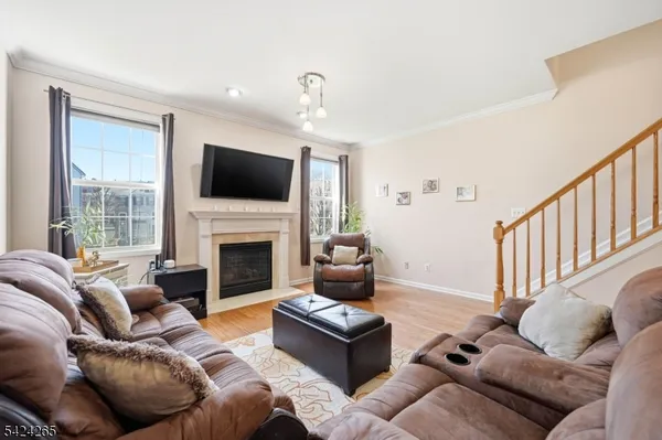 $699,000 | 424 Hartford Drive, Nutley, NJ 07110