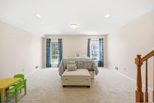 $699,000 | 424 Hartford Drive, Nutley, NJ 07110