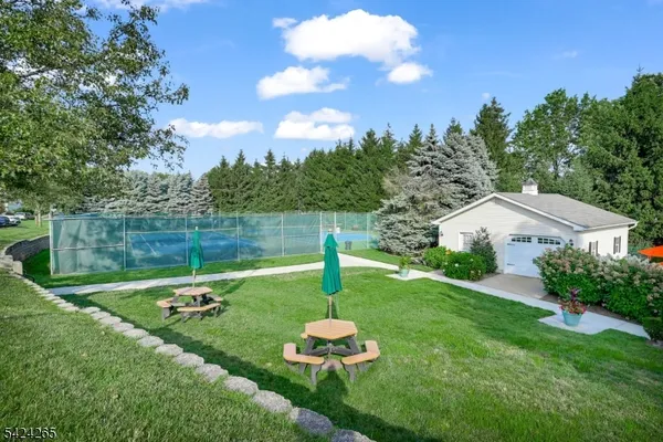 $699,000 | 424 Hartford Drive, Nutley, NJ 07110