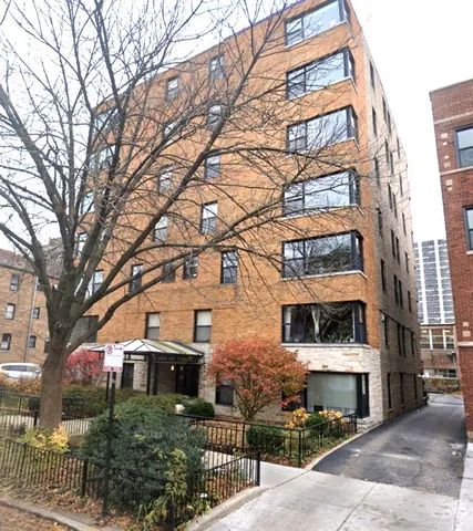 $2,450 | 525 West Aldine Avenue, Unit 602, Chicago, IL 60657