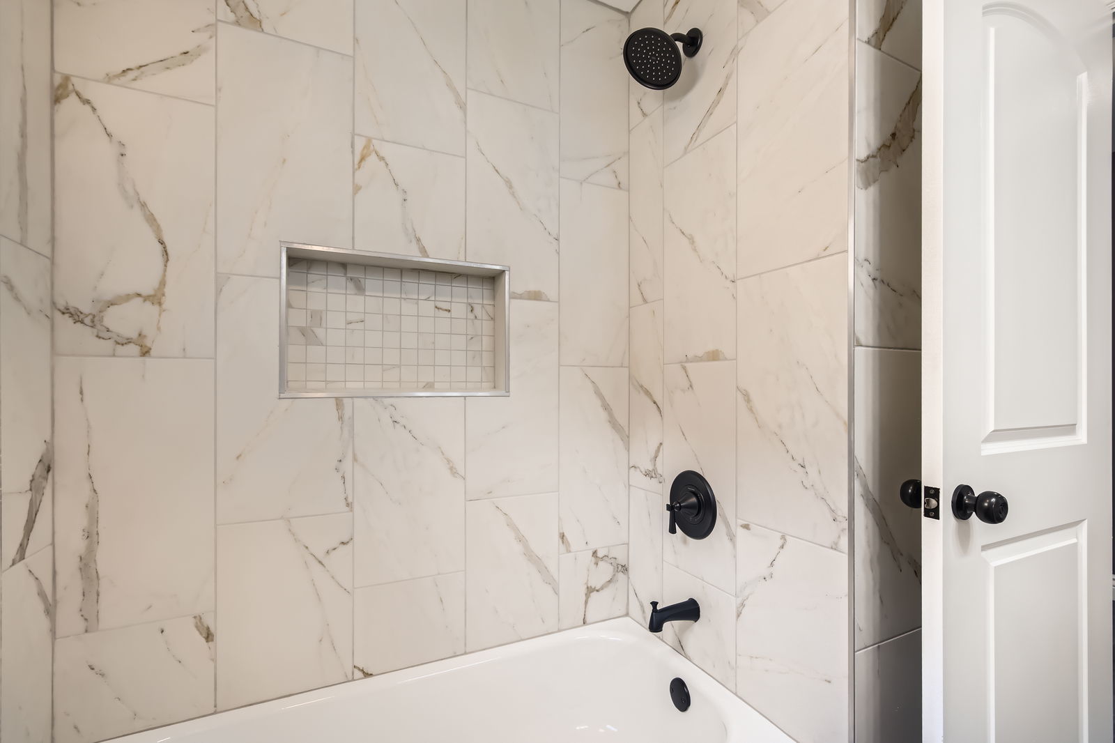 18353 Chicago Avenue Lansing, IL 60438 - Photo 15 of 28