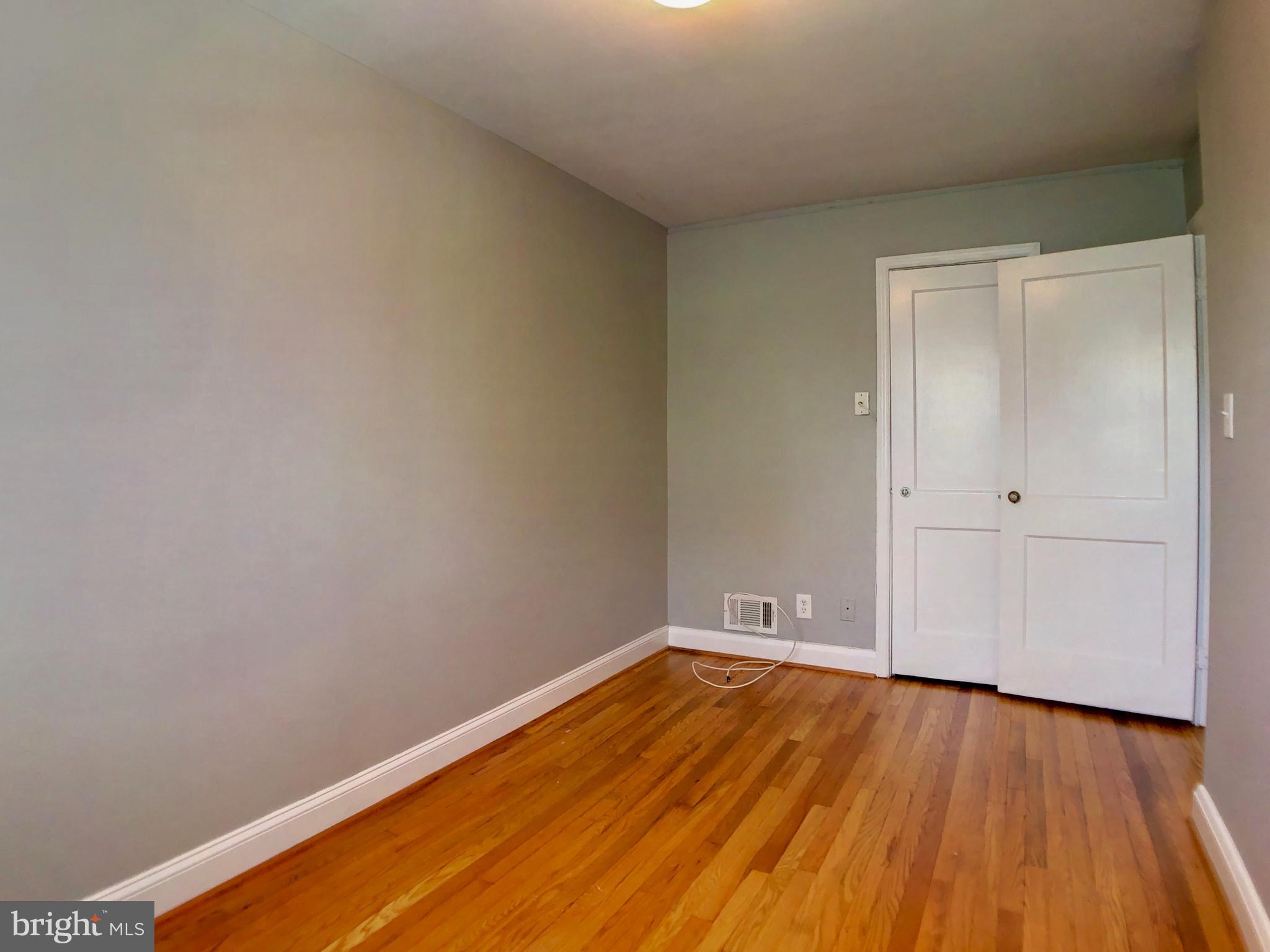 78 South Hawthorne Road Middle River, MD 21220 - Photo 16 of 25