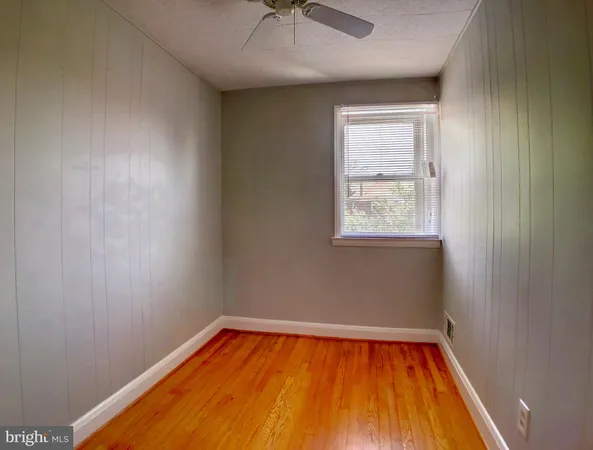 $1,900 | 78 South Hawthorne Road, Middle River, MD 21220