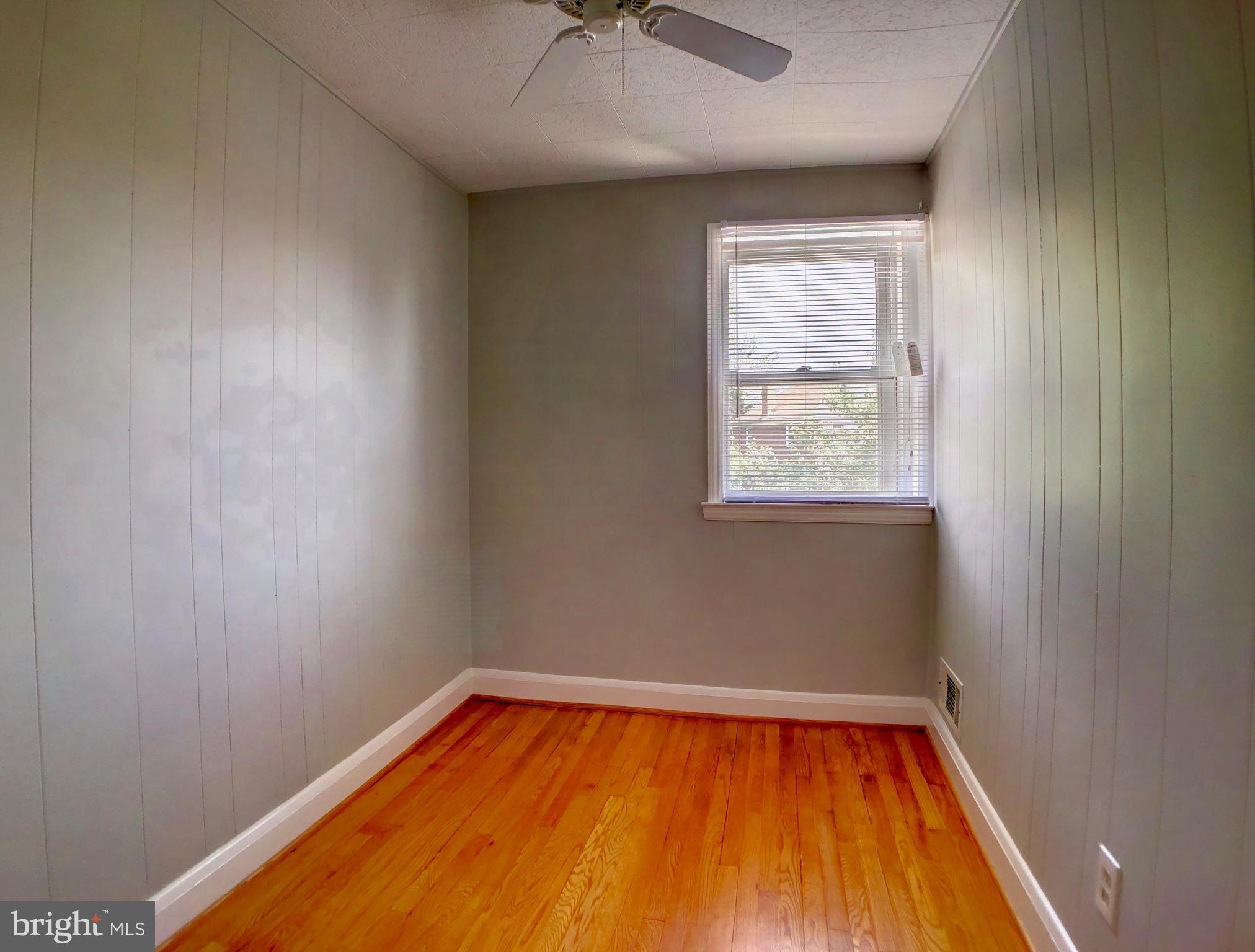 78 South Hawthorne Road Middle River, MD 21220 - Photo 17 of 25