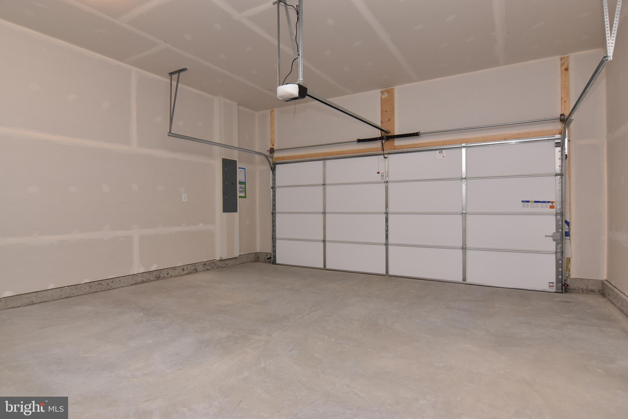 36366 Gate Drive Georgetown, DE 19947 - Photo 20 of 23 a view of a garage