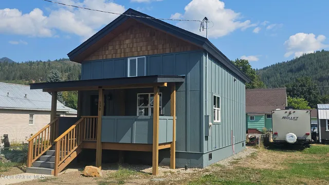 $325,000 | 130 Mullan Avenue West, Kellogg, ID 83837