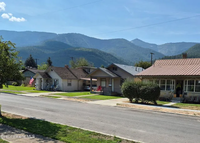 $325,000 | 130 Mullan Avenue West, Kellogg, ID 83837