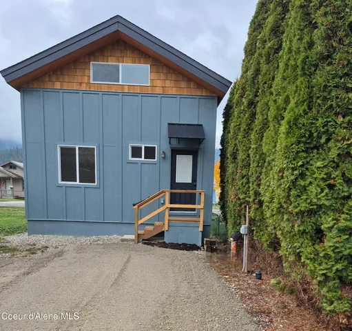 $325,000 | 130 Mullan Avenue West, Kellogg, ID 83837