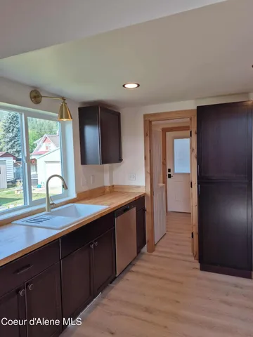 $325,000 | 130 Mullan Avenue West, Kellogg, ID 83837