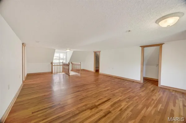 $575,000 | 2431 West Elm Street, Lebanon, MO 65536