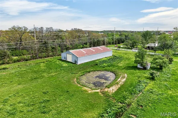 $575,000 | 2431 West Elm Street, Lebanon, MO 65536