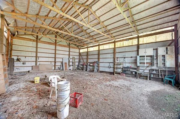 $575,000 | 2431 West Elm Street, Lebanon, MO 65536