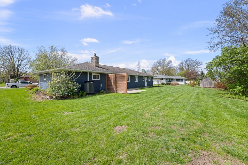 1104 3rd Street De Witt, IA 52742 - Photo 5 of 30