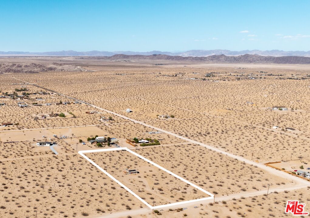 63618 2 Mile Road Joshua Tree, CA 92252 - Photo 27 of 28 a view of an ocean and beach