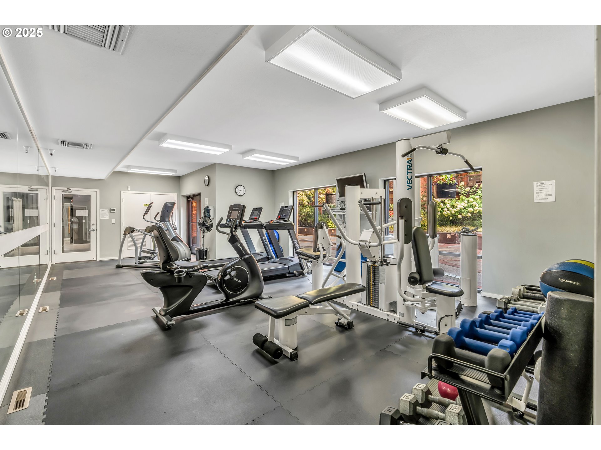 1500 Southwest Park Avenue, Unit 232 Portland, OR 97201 - Photo 27 of 40 a view of a room with gym equipment