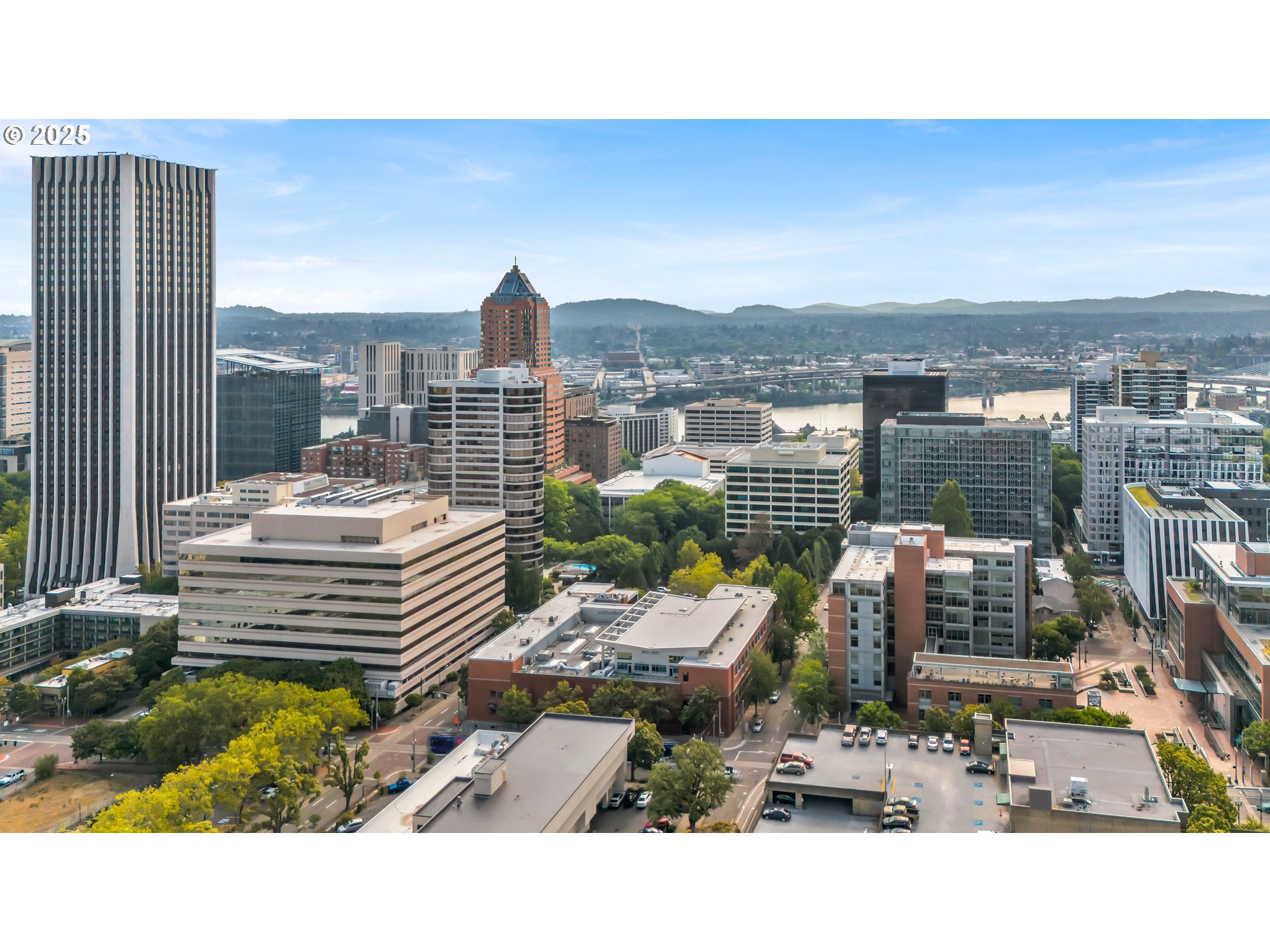 1500 Southwest Park Avenue, Unit 232 Portland, OR 97201 - Photo 38 of 40 a picture of city view with city view