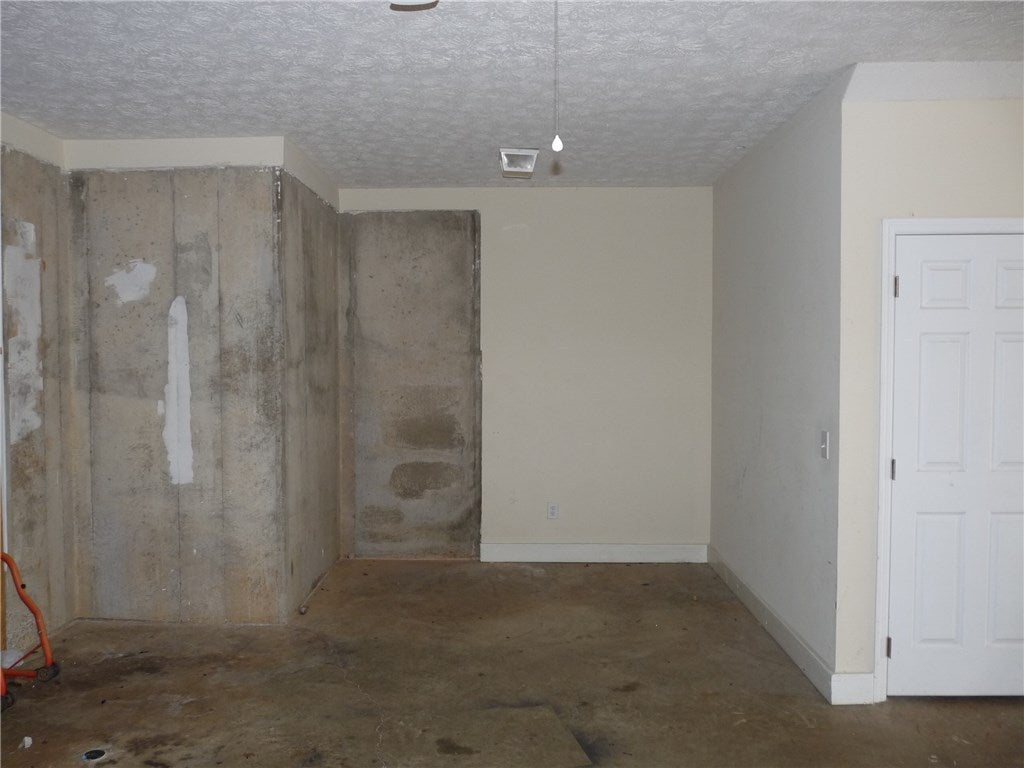 1217 North Dean Road Auburn, AL 36830 - Photo 22 of 43 Gallery Image 22