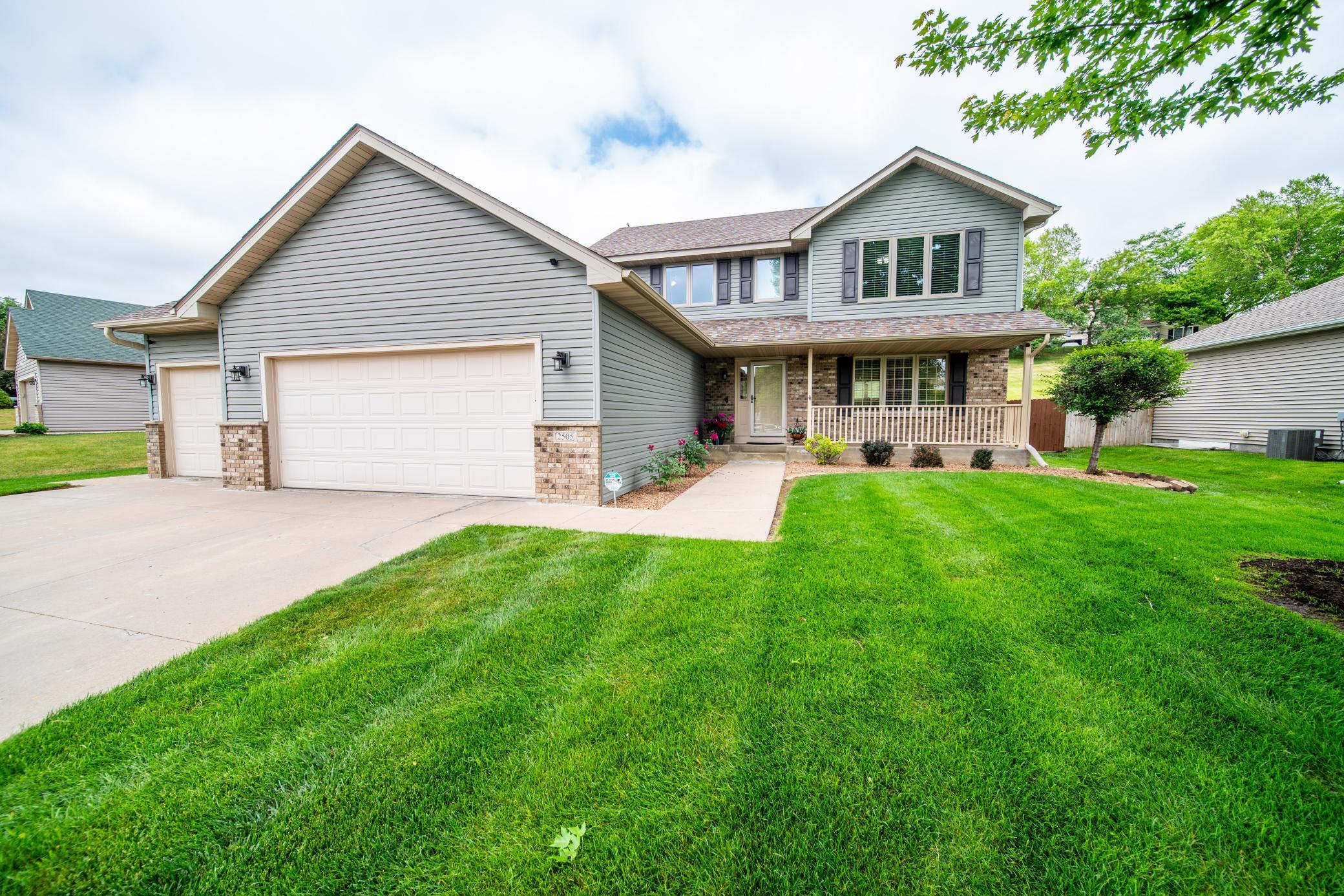 2505 Boulder Ridge Lane Northwest Rochester, MN 55901 - Photo 1 of 63