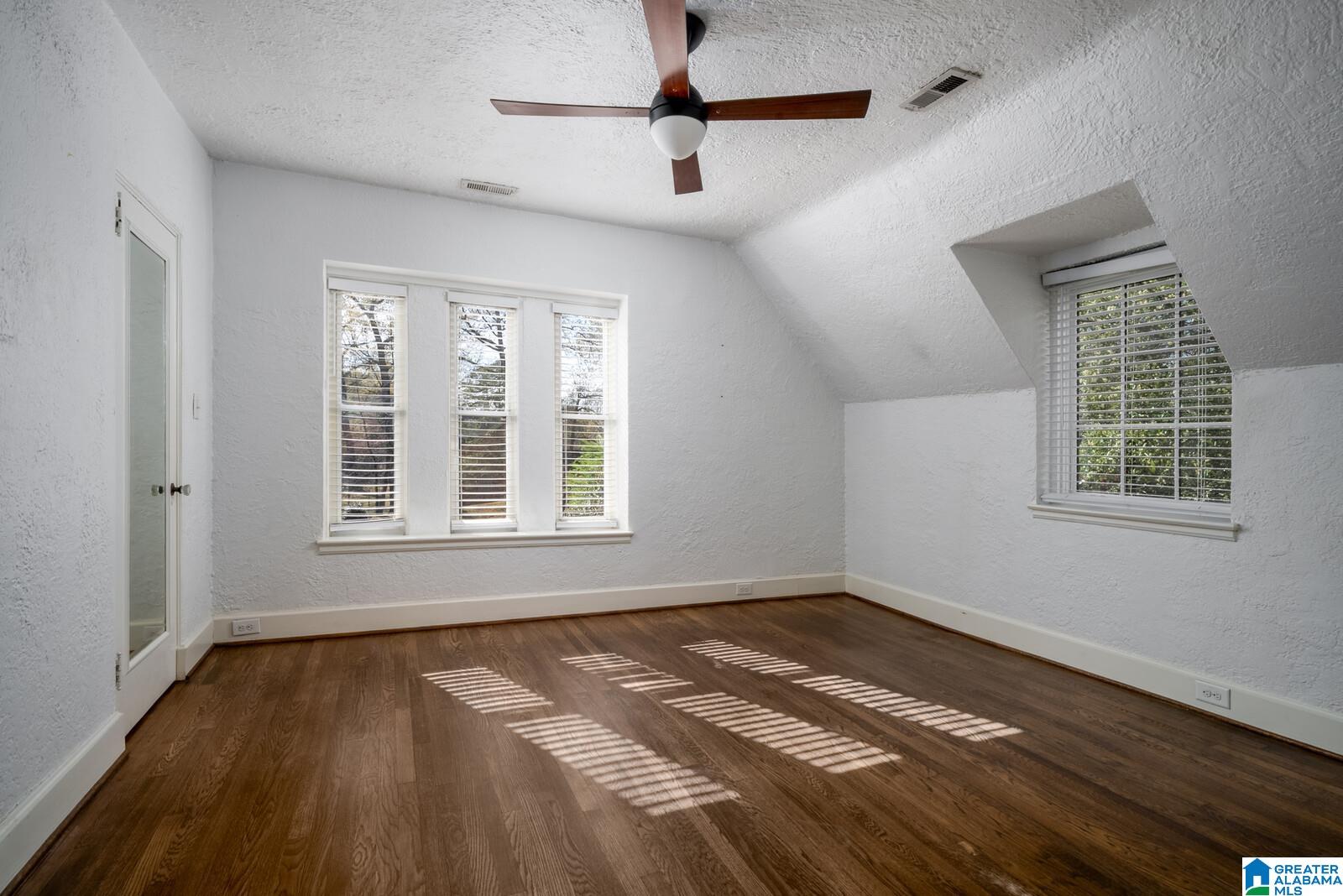 2924 Thornhill Road Birmingham, AL 35213 - Photo 28 of 56