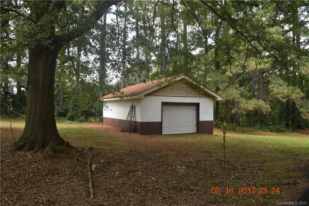 3743 Robert Riding Road Shelby, NC 28150 - Photo 6 of 19 Gallery Image 6