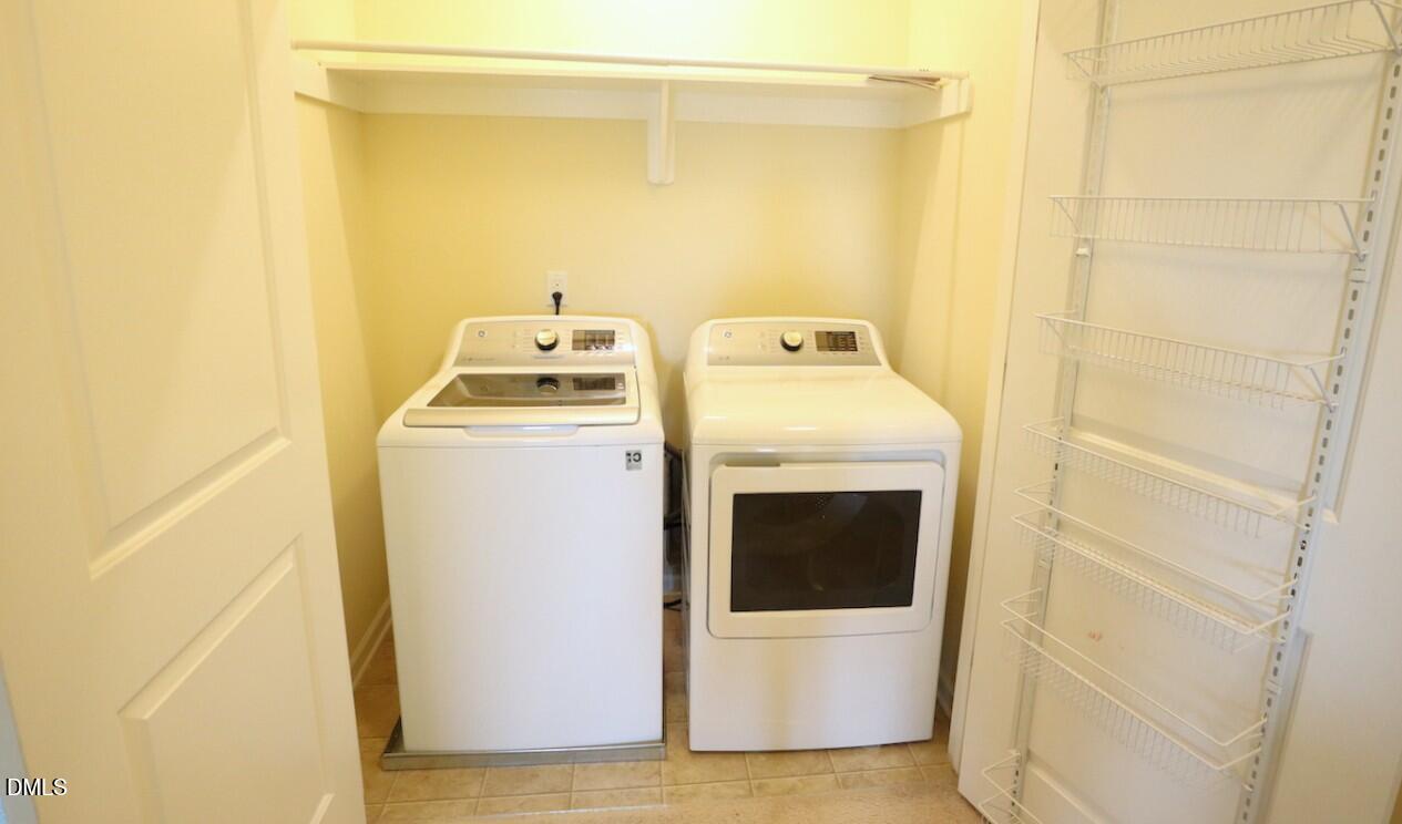 1517 Crafton Way Raleigh, NC 27607 - Photo 20 of 28 IMG_0072