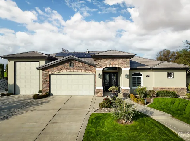 $825,000 | Undisclosed Address, Bakersfield, CA 93314