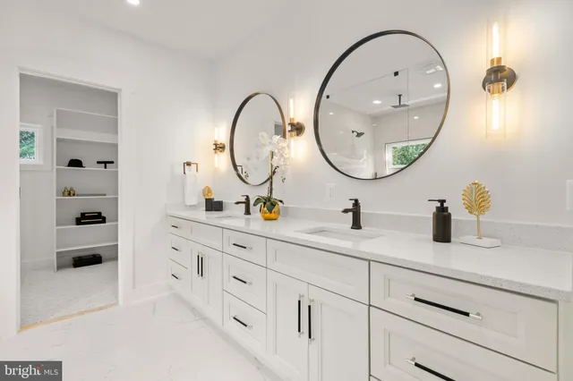 $2,875,000 | 1905 North Taylor Street, Arlington, VA 22207