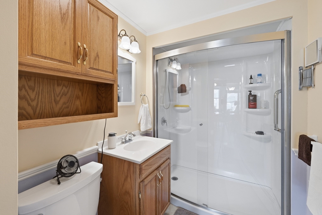28 Wingold Street Fall River, MA 02720 - Photo 7 of 42