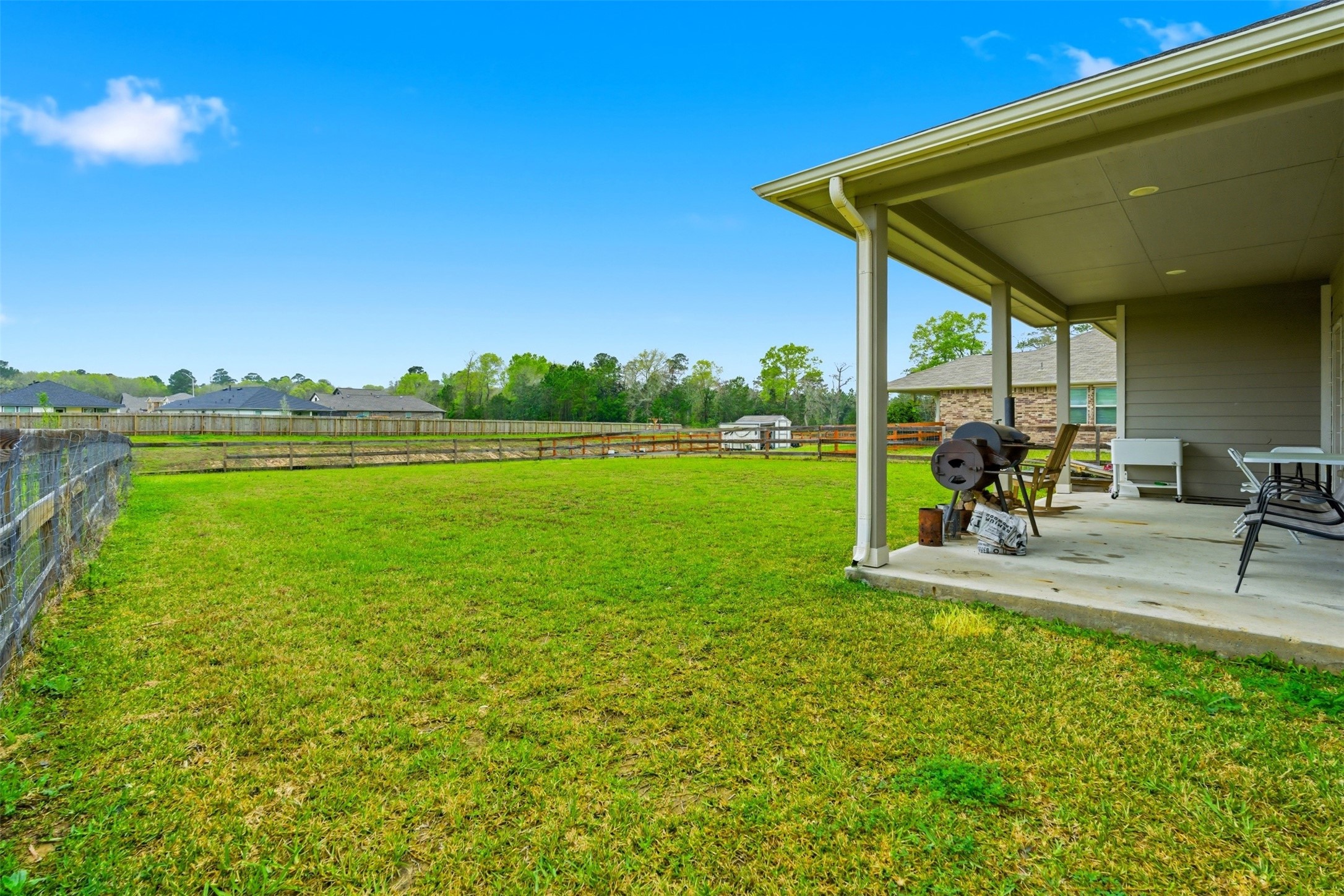 527 Kickapoo Drive Anahuac, TX 77514 - Photo 43 of 46
