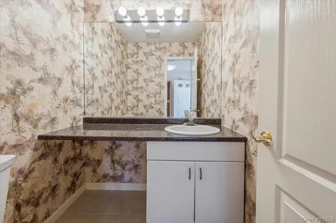 $875,000 | 65 Clarewood Drive, Unit 65, Hastings-on-Hudson, NY 10706