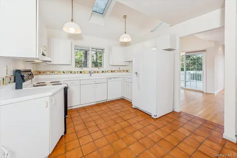 $875,000 | 65 Clarewood Drive, Unit 65, Hastings-on-Hudson, NY 10706