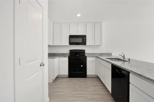 $1,600 | 917 Wood Stork Way, Princeton, TX 75407