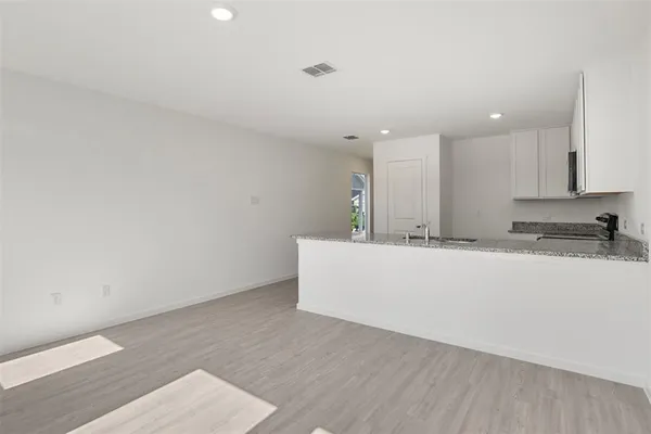 $1,600 | 917 Wood Stork Way, Princeton, TX 75407