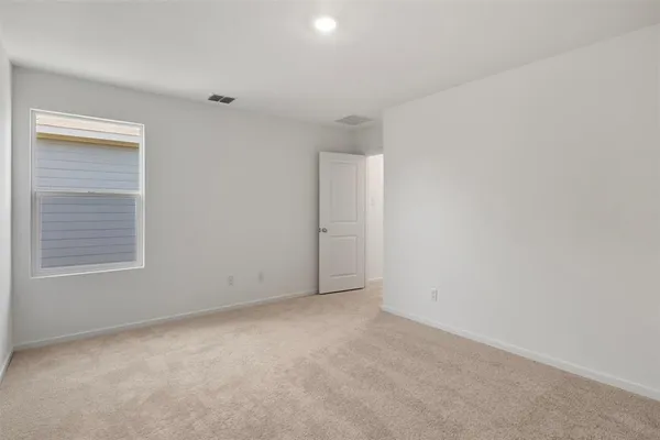 $1,600 | 917 Wood Stork Way, Princeton, TX 75407