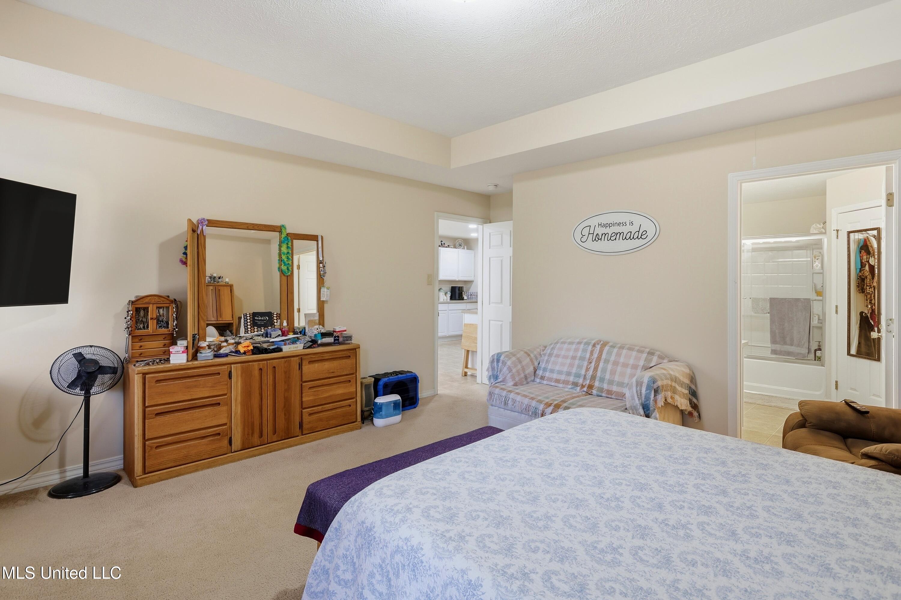 3945 Country Club Drive Jackson, MS 39213 - Photo 22 of 45 22-3945 Country Club Dr _ Home Tours MS