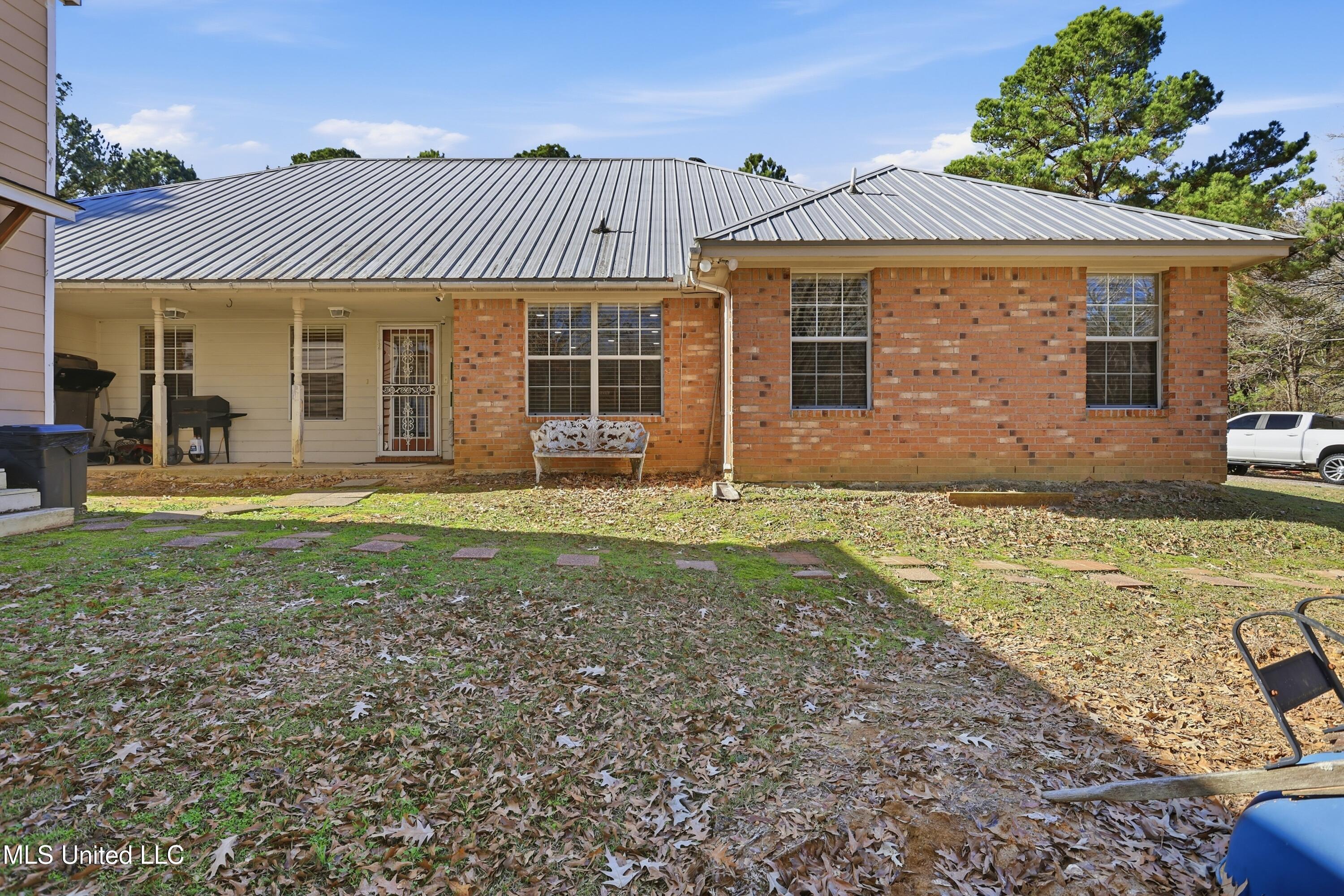 3945 Country Club Drive Jackson, MS 39213 - Photo 29 of 45 29-3945 Country Club Dr _ Home Tours MS