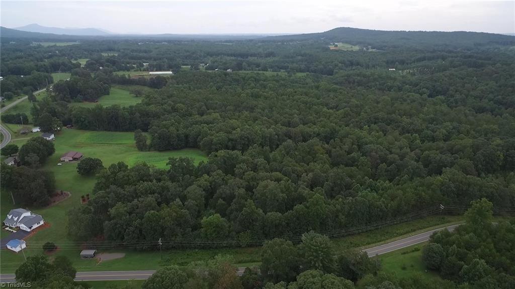 3048 Quaker Church Road Pinnacle, NC 27043 - Photo 21 of 24