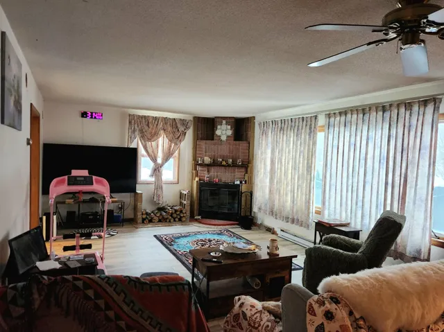 $180,000 | 3670 County Road 97, International Falls, MN 56649