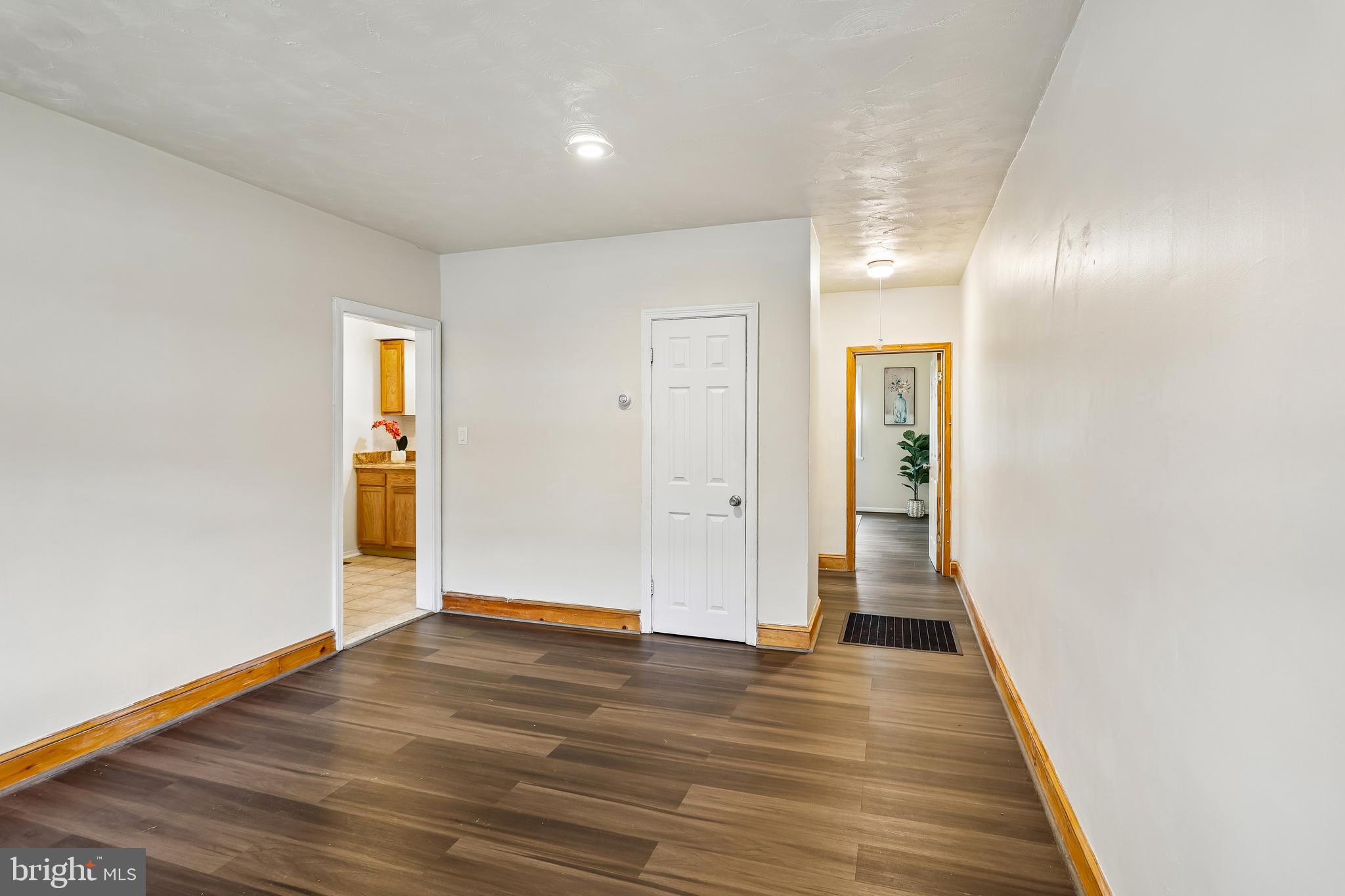 147 Denison Street Baltimore, MD 21229 - Photo 11 of 20