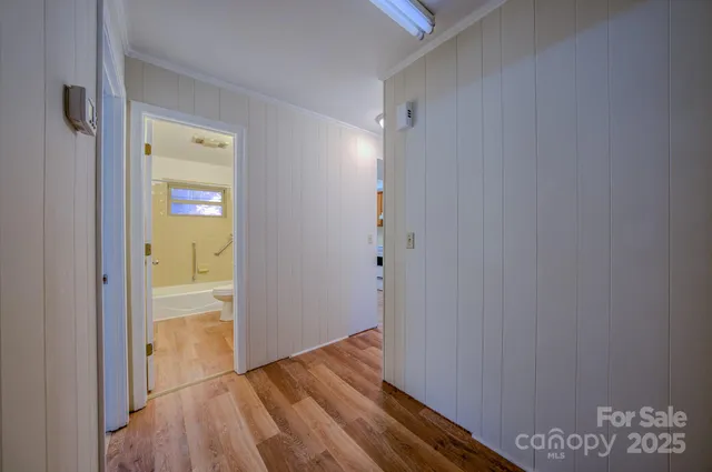 $599,000 | 410 Avena Road, Black Mountain, NC 28711