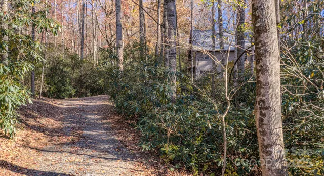 $599,000 | 410 Avena Road, Black Mountain, NC 28711