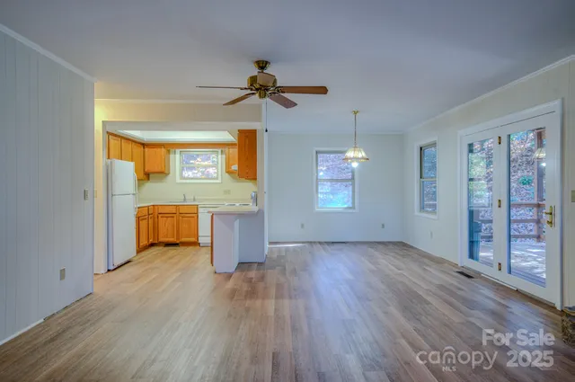 $599,000 | 410 Avena Road, Black Mountain, NC 28711