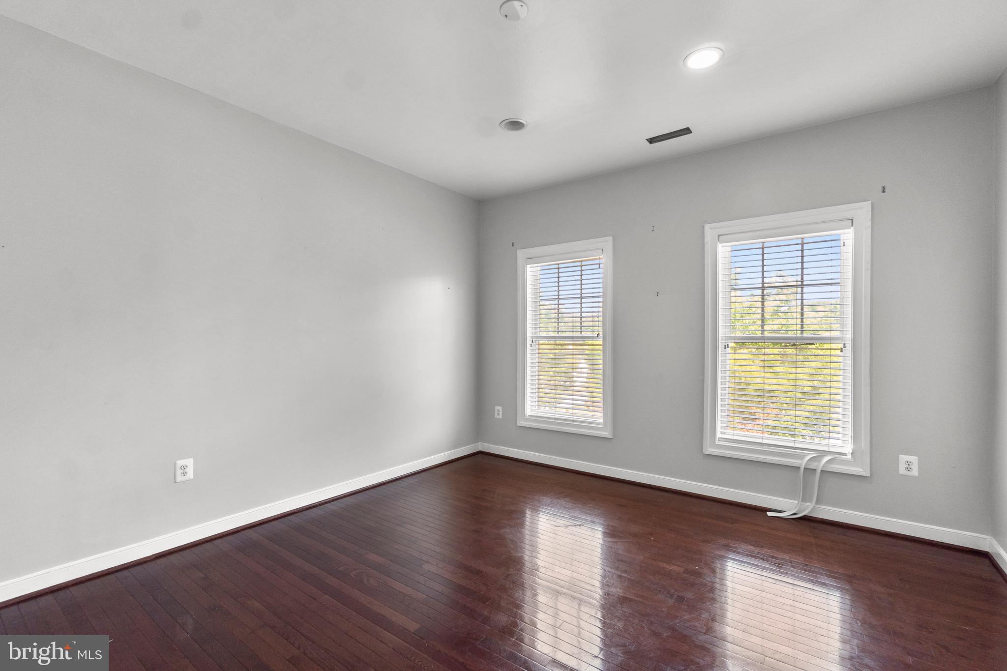 600 Olney Sandy Spring Road Sandy Spring, MD 20860 - Photo 20 of 40 SECOND BEDROOM
