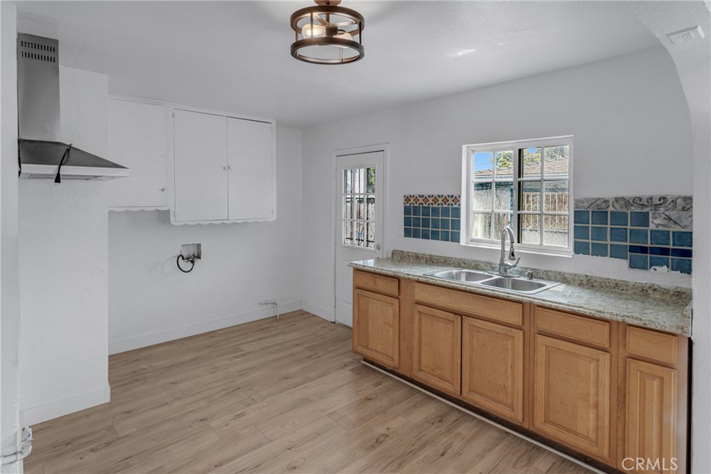 902 North Mayo Avenue Compton, CA 90221 - Photo 18 of 50