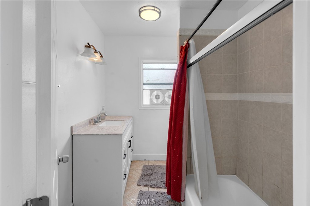 902 North Mayo Avenue Compton, CA 90221 - Photo 35 of 50